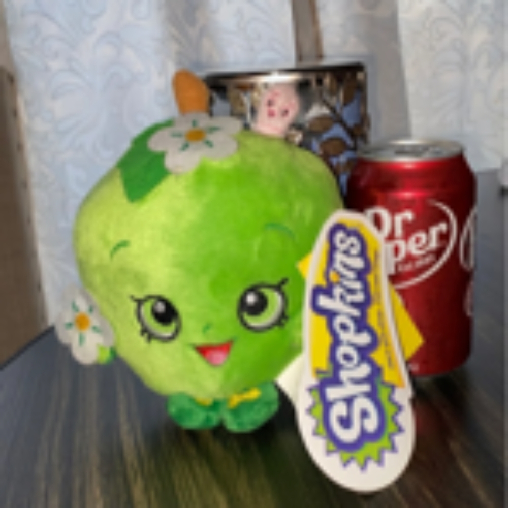 Shopkins plush apple blossom
